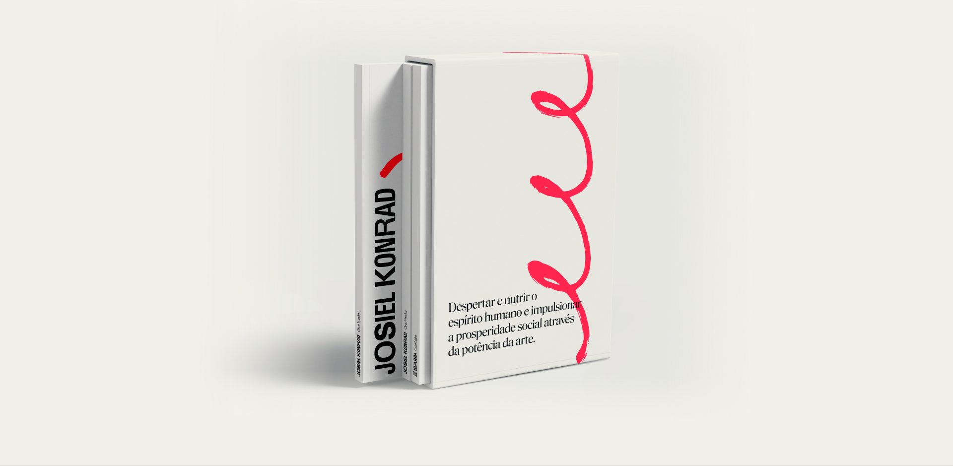 Box de livros com o propósito da Novo Traço na capa, um traço vermelho em espiral e lombadas com nomes de artistas em Univers
